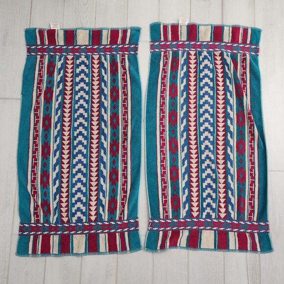 Vintage Santens Santa Fe Burgundy Aztec Geometric 80's Bath Towel Set of 2 - Picture 5 of 6